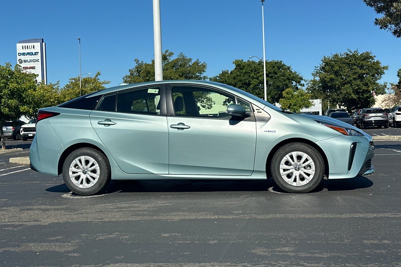 2021 Toyota Prius LE