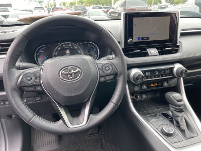 2025 Toyota RAV4 Hybrid XLE