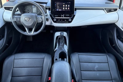 2025 Toyota Corolla Hatchback SE