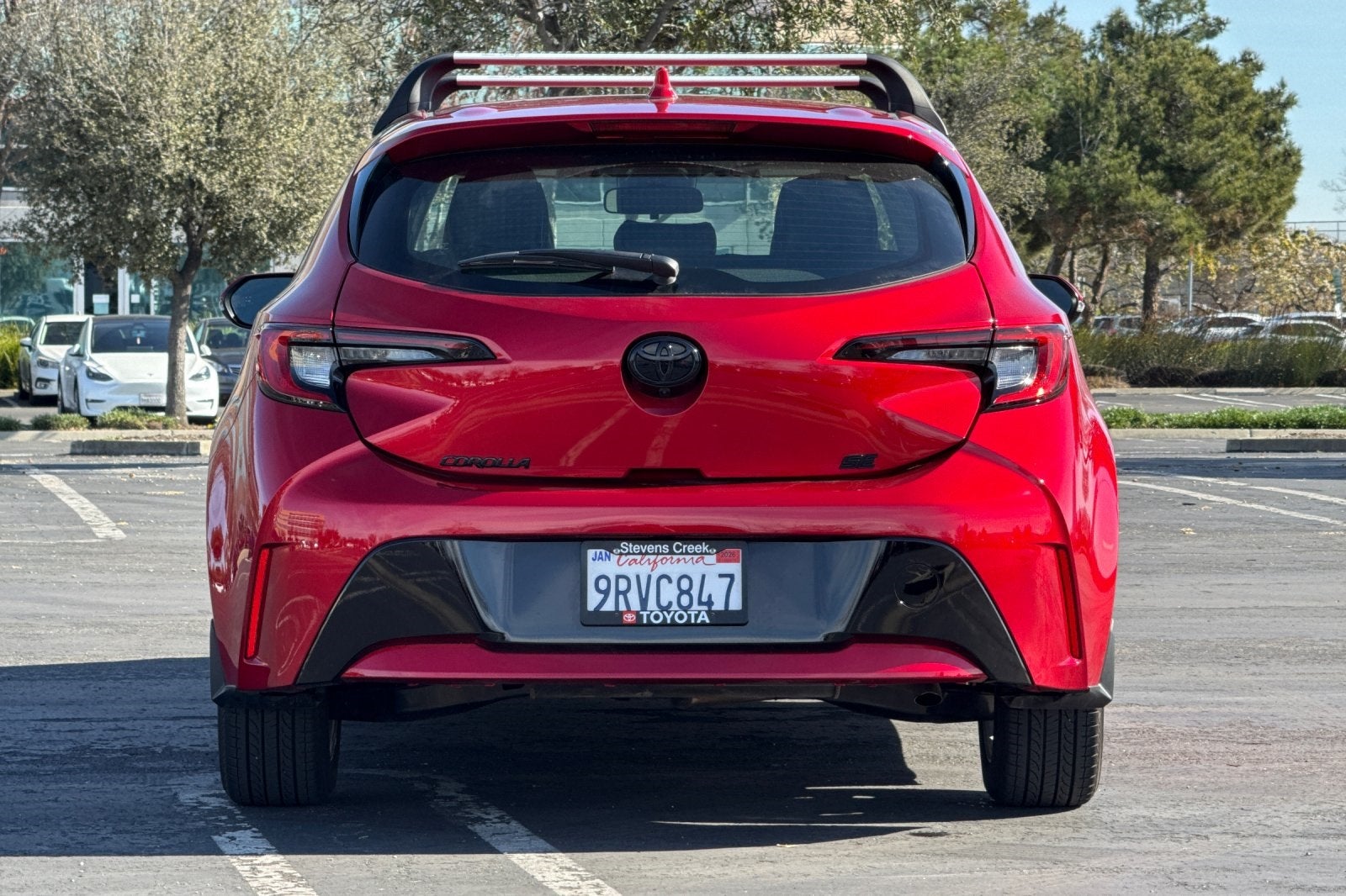 2025 Toyota Corolla Hatchback SE