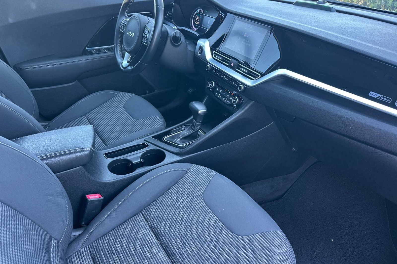 2022 Kia Niro Plug-In Hybrid LXS
