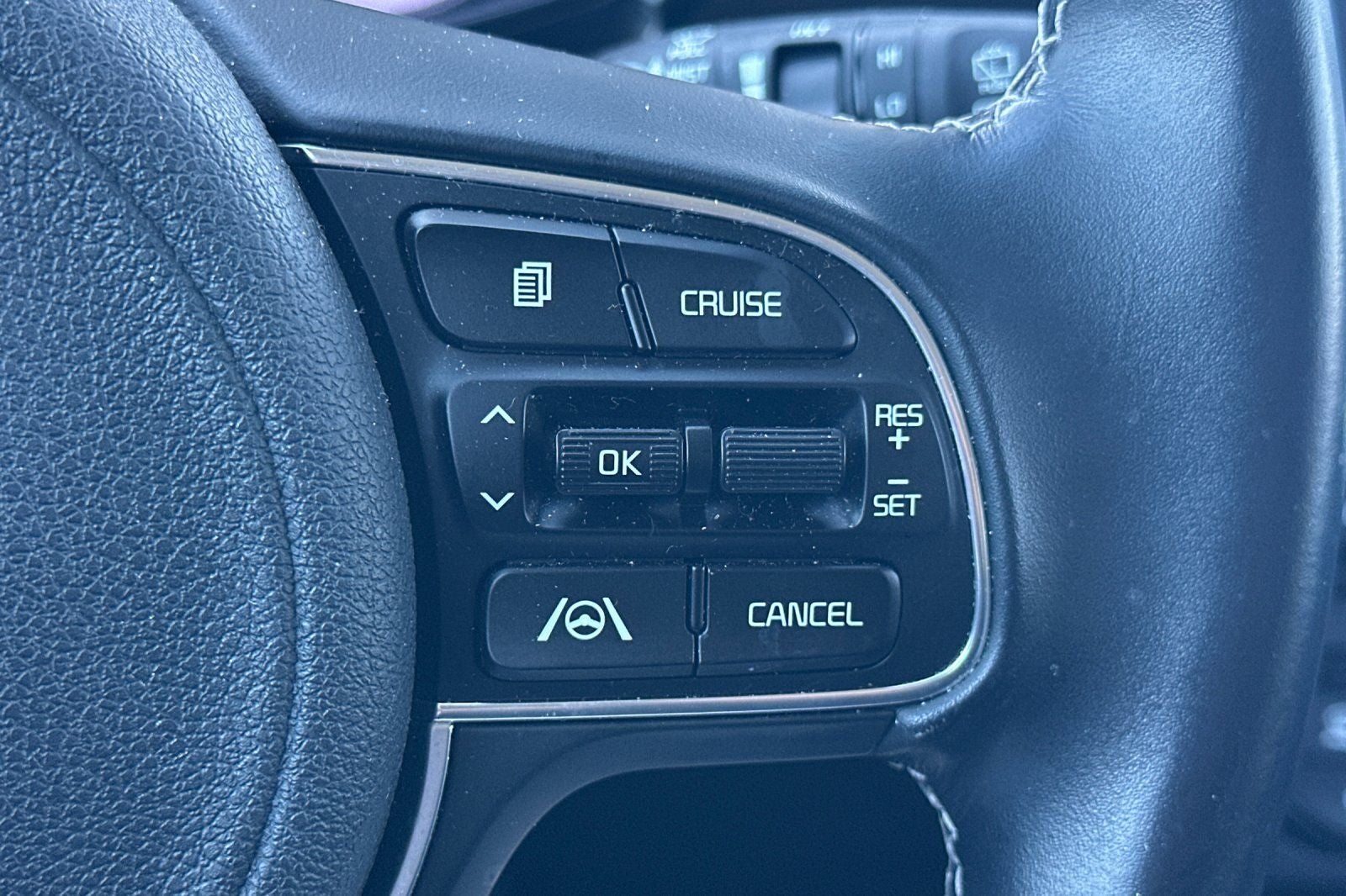 2022 Kia Niro Plug-In Hybrid LXS