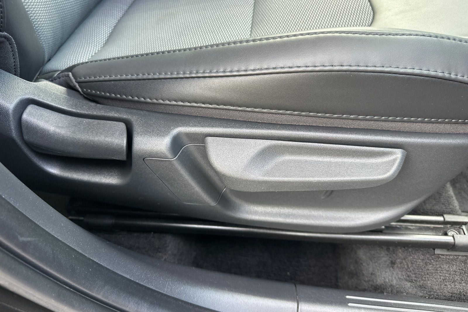 2023 Kia Niro EX
