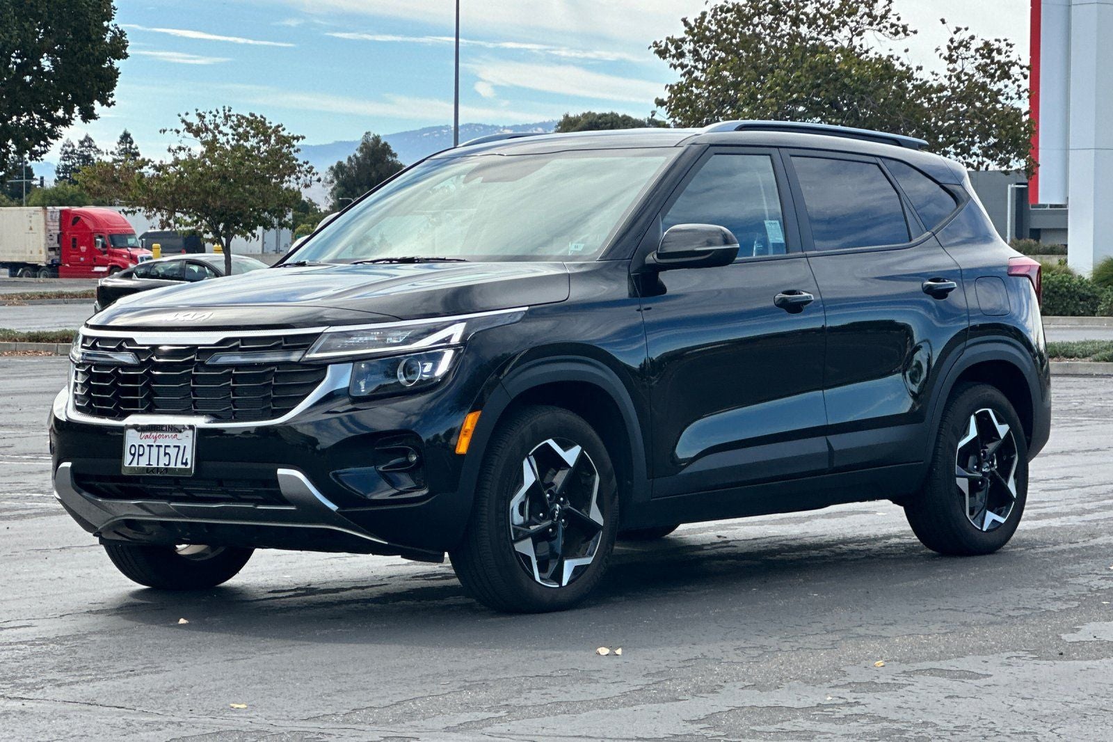 2025 Kia Seltos S