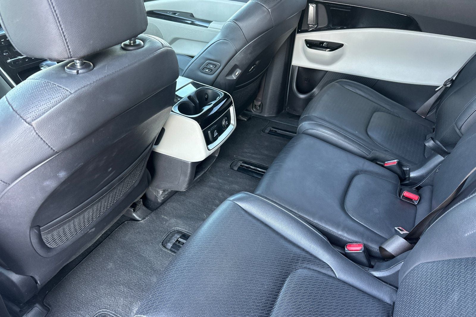 2024 Kia Carnival SX Prestige