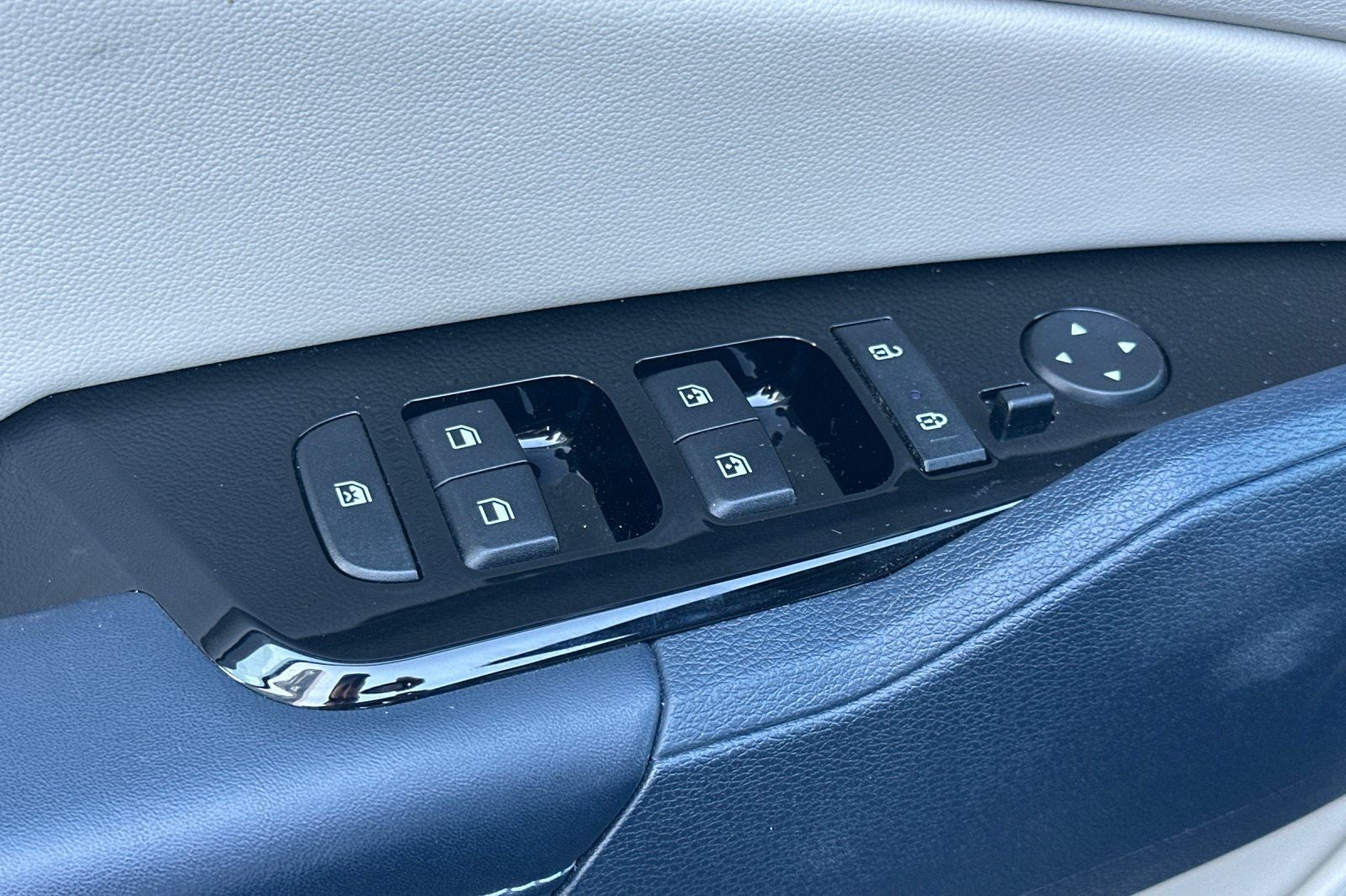 2024 Kia Sportage Hybrid EX