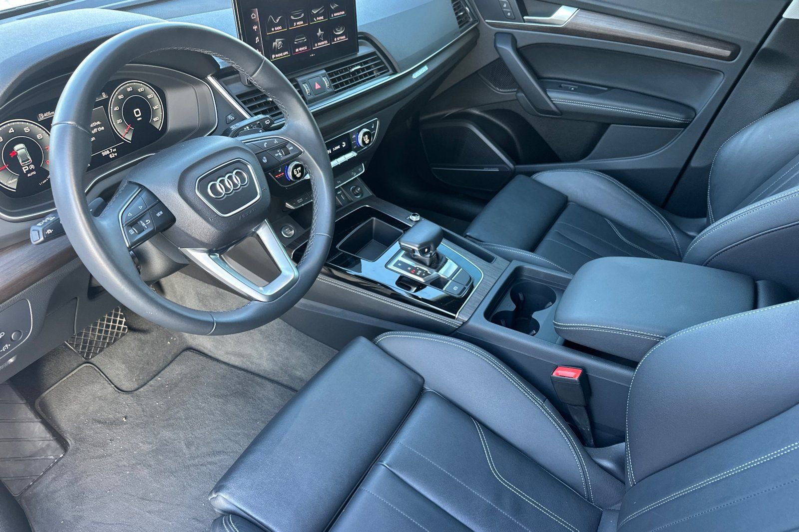 2024 Audi Q5 45 S line Premium quattro