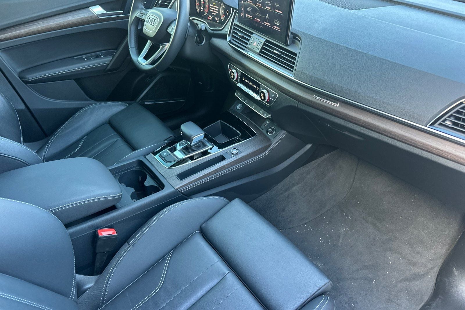 2024 Audi Q5 45 S line Premium quattro