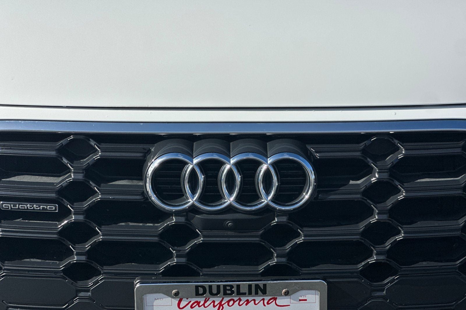 2024 Audi Q5 45 S line Premium quattro