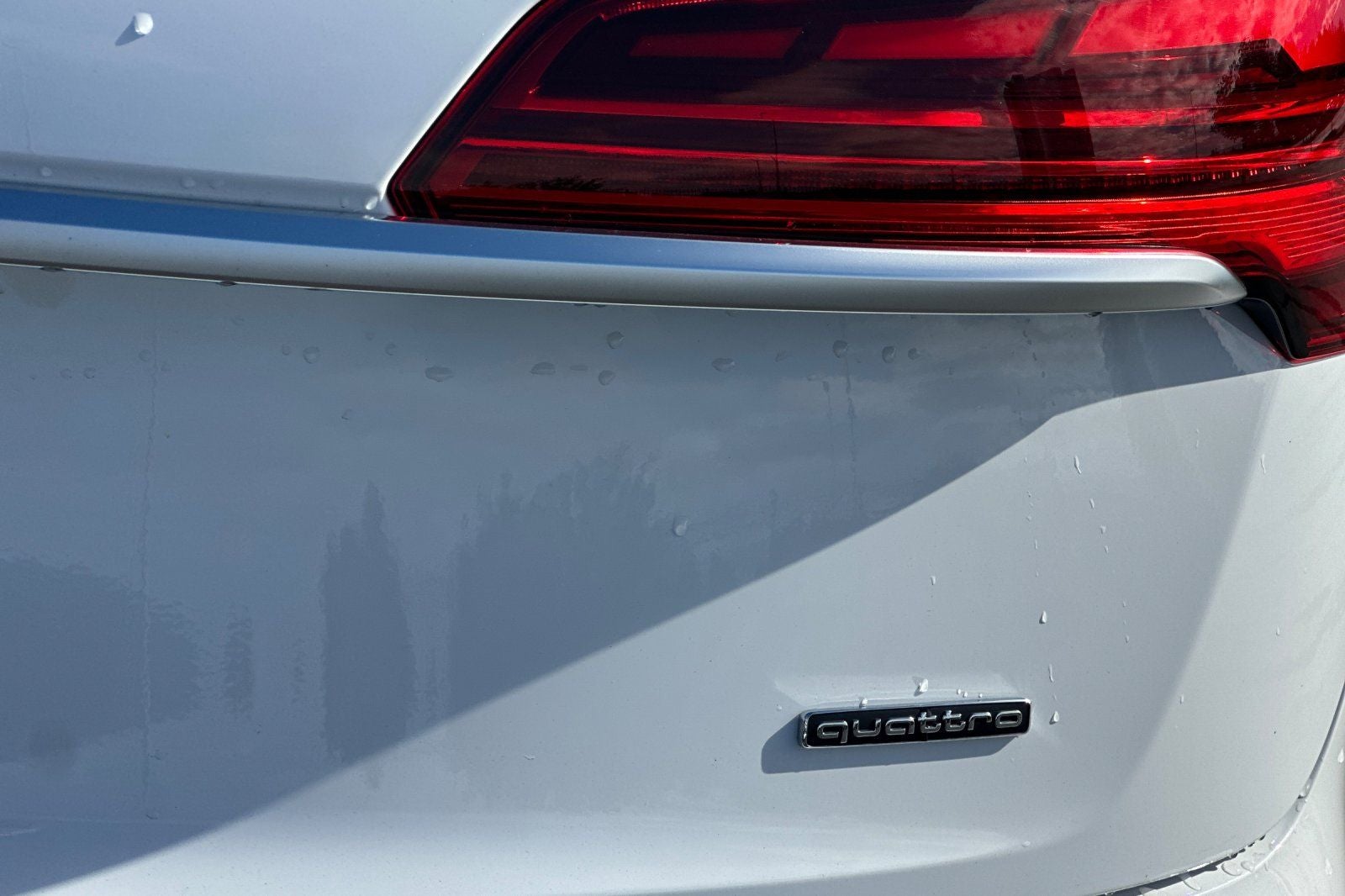 2024 Audi Q5 45 S line Premium quattro