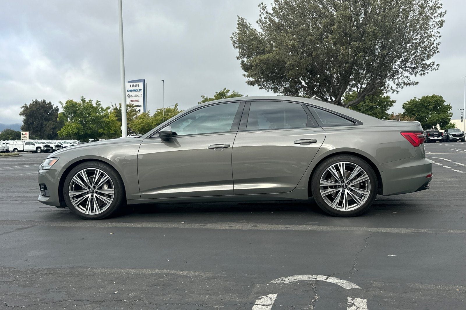 2023 Audi A6 45 Premium Plus quattro