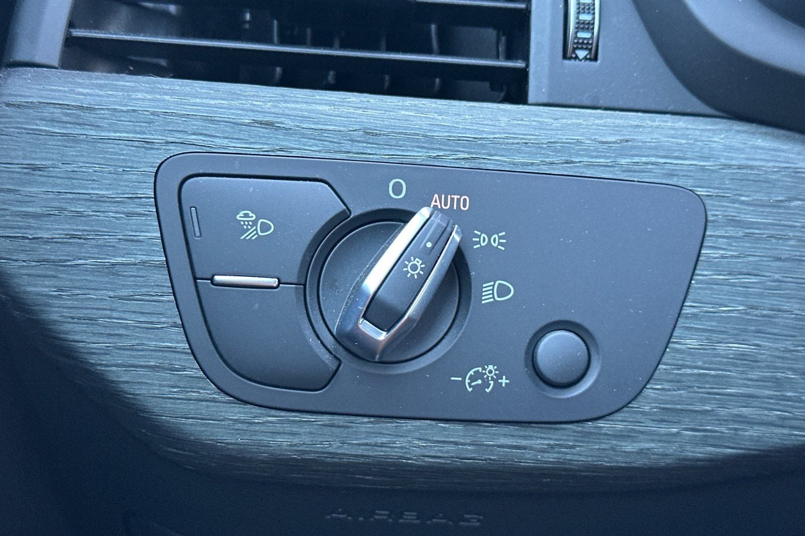 2022 Audi A4 45 S line Premium Plus quattro