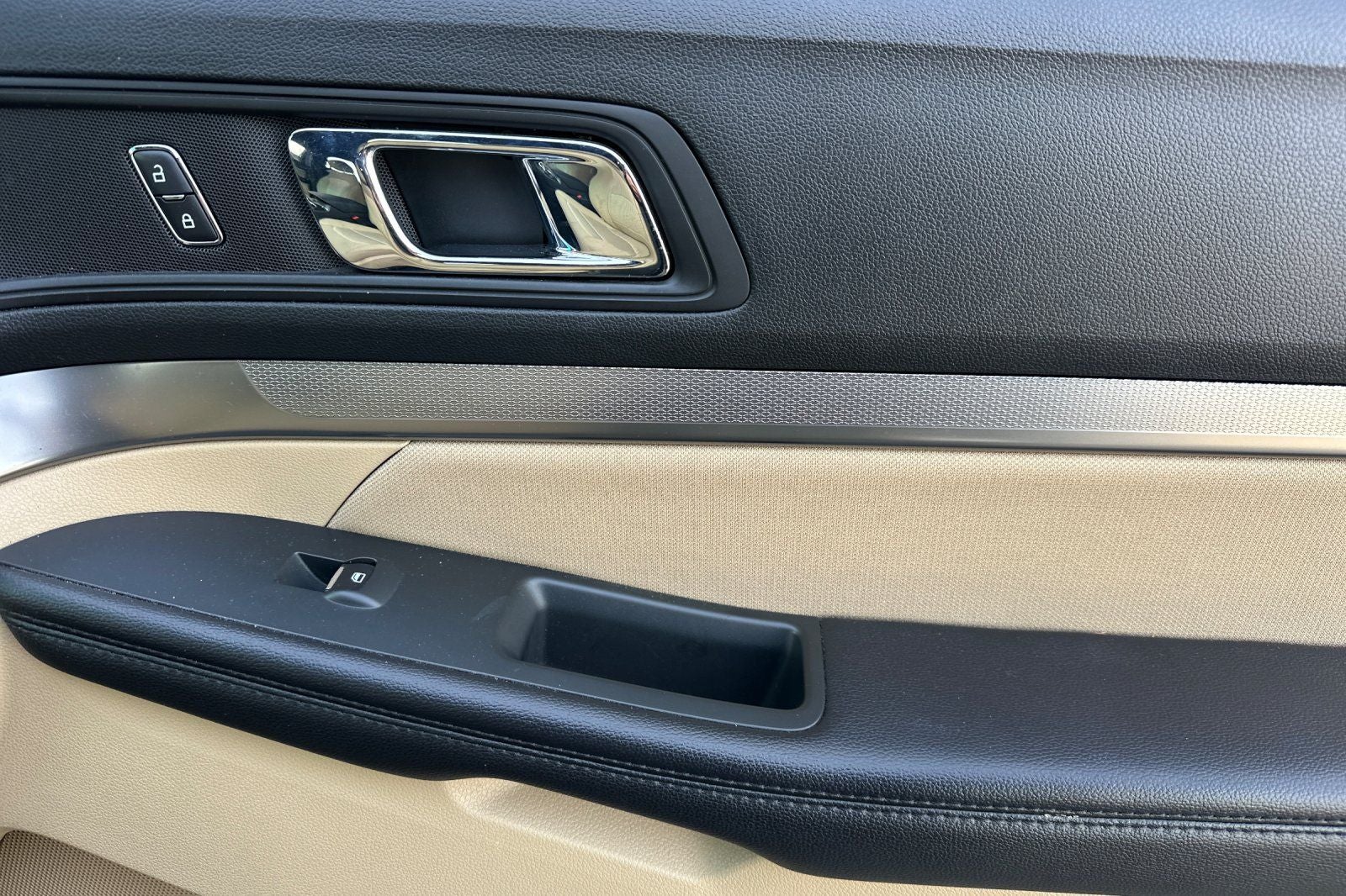 2017 Ford Explorer Base