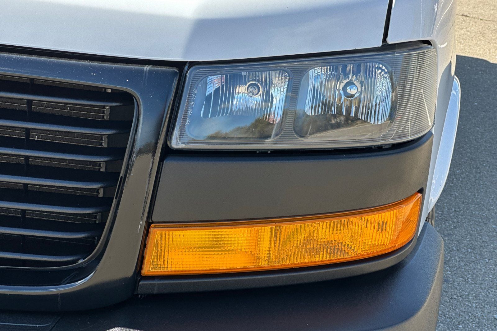 2023 GMC Savana 2500 Work Van