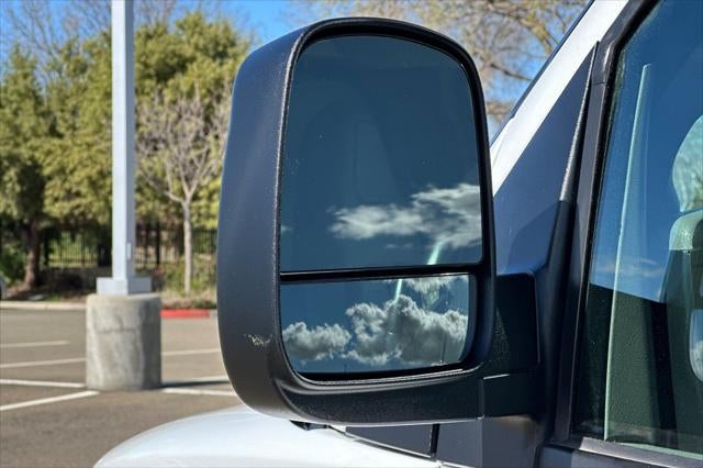 2023 GMC Savana 2500 Work Van