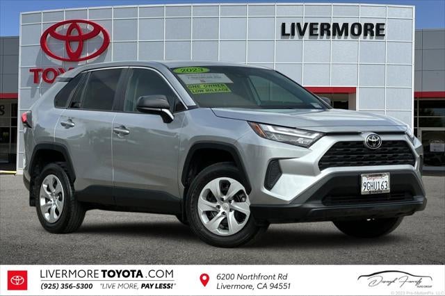 2023 Toyota RAV4 LE