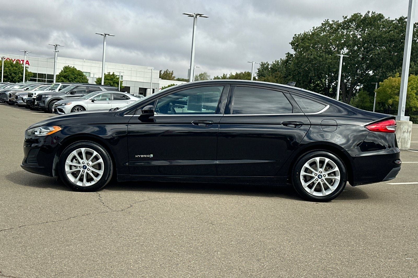 2019 Ford Fusion Hybrid SE