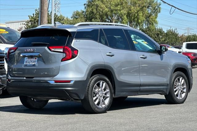 2023 GMC Terrain SLT
