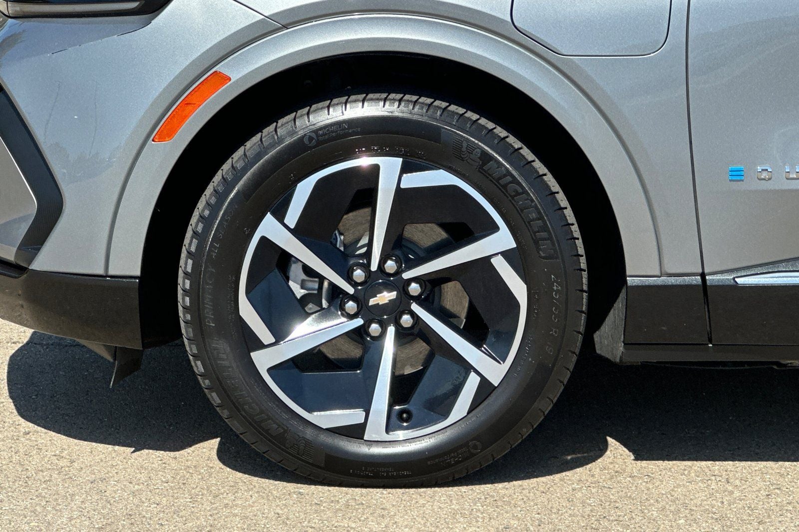 2024 Chevrolet Equinox EV LT