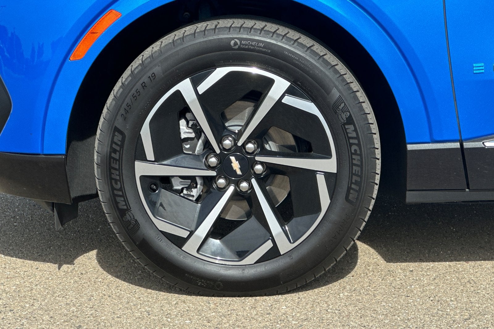 2024 Chevrolet Equinox EV LT