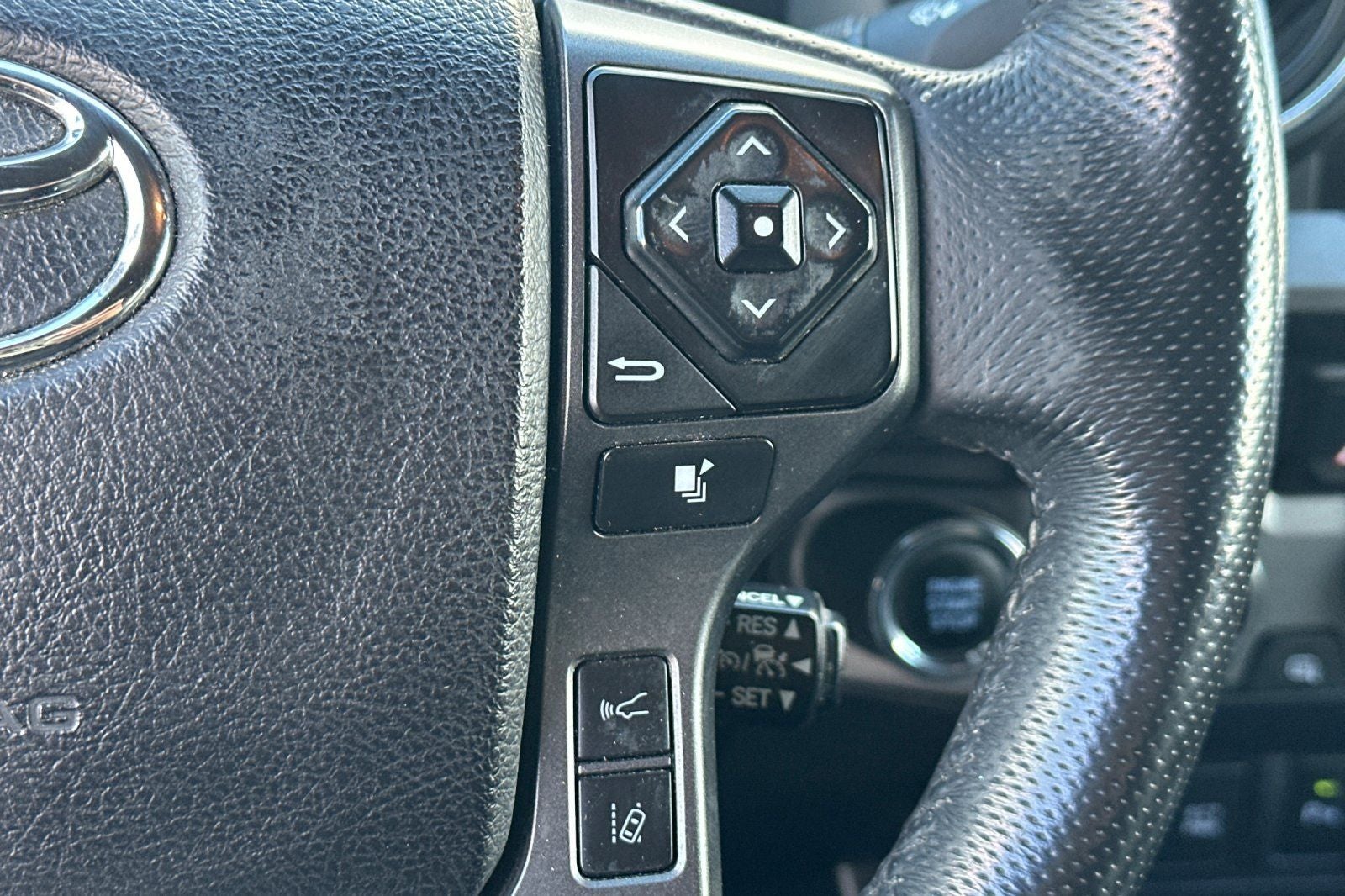 2021 Toyota Tacoma TRD Off-Road V6