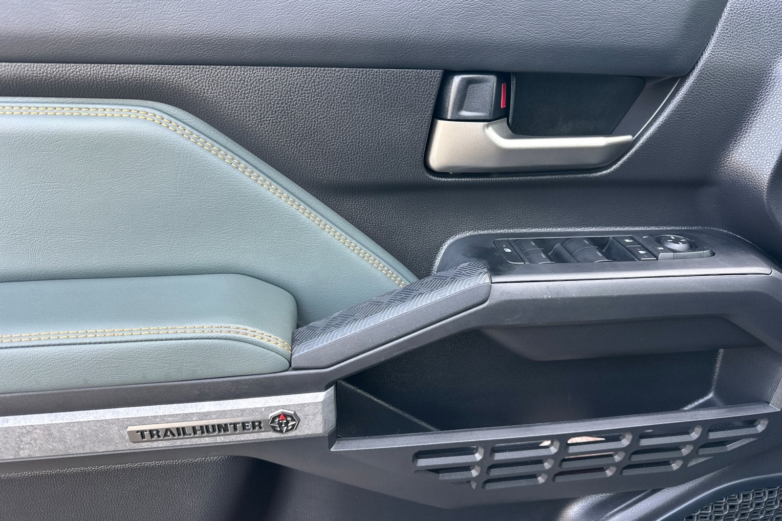 2024 Toyota Tacoma Hybrid Trailhunter