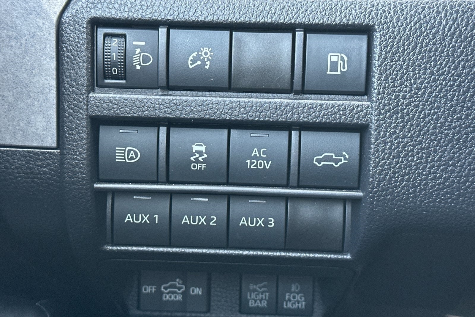 2024 Toyota Tacoma Hybrid Trailhunter