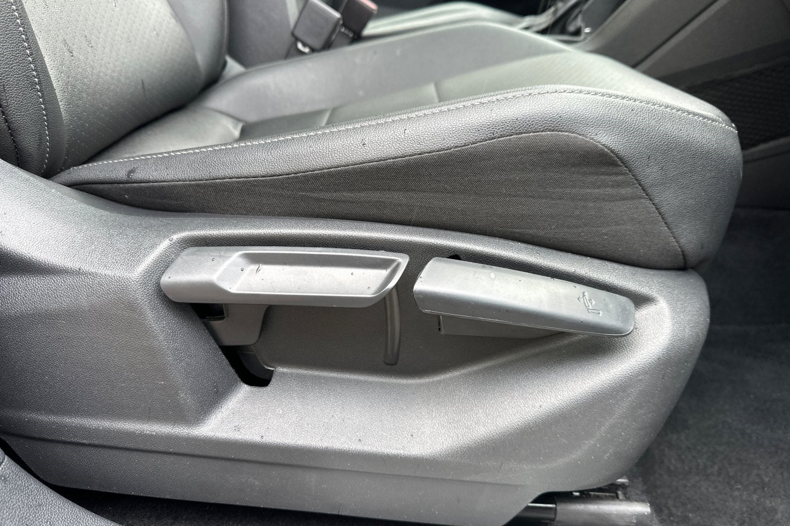 2019 Volkswagen Tiguan 2.0T SEL R-Line