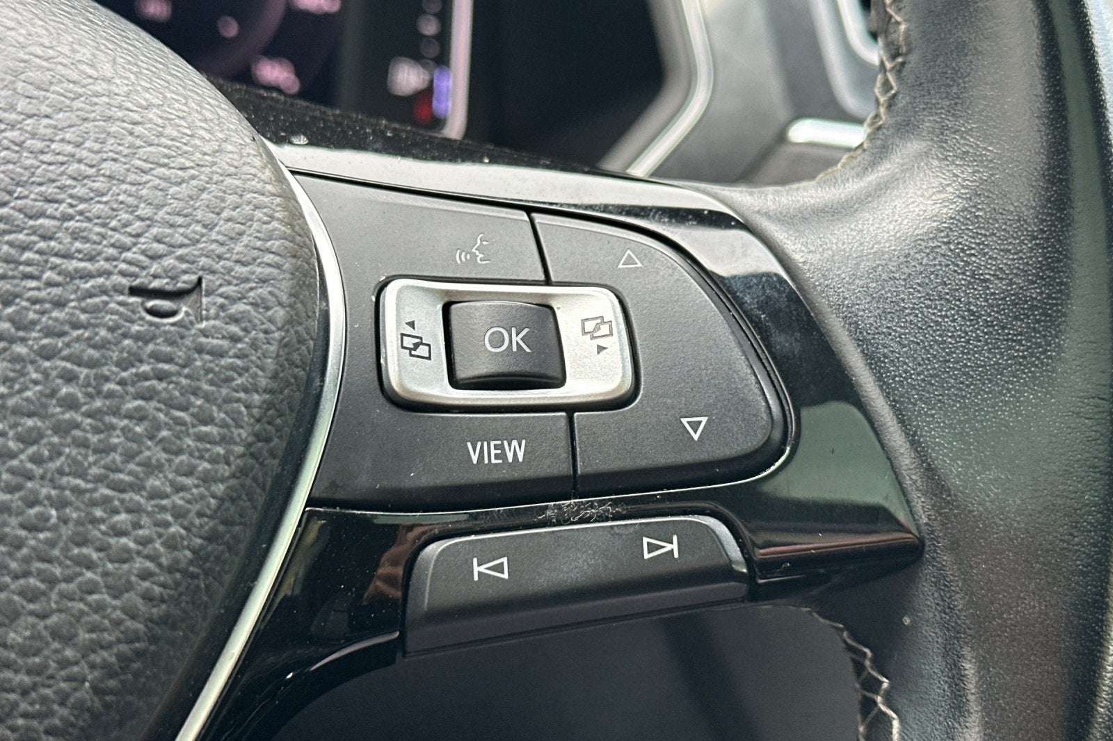 2019 Volkswagen Tiguan 2.0T SEL R-Line