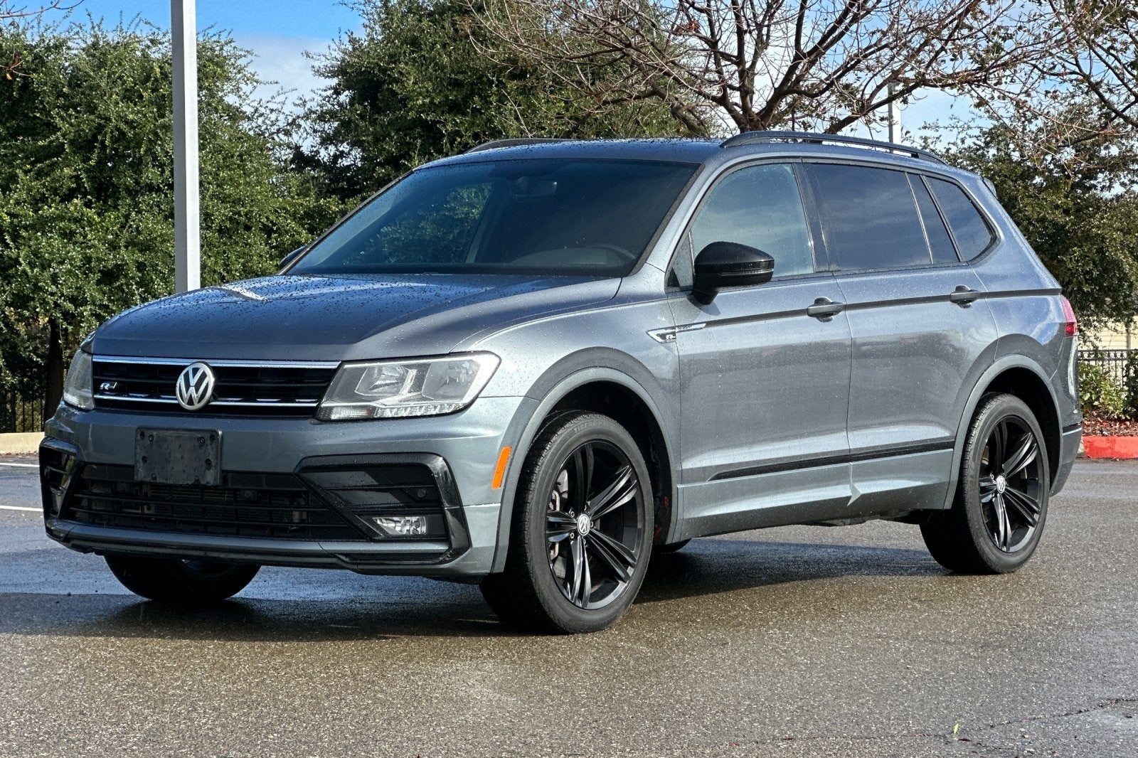 2019 Volkswagen Tiguan 2.0T SEL R-Line