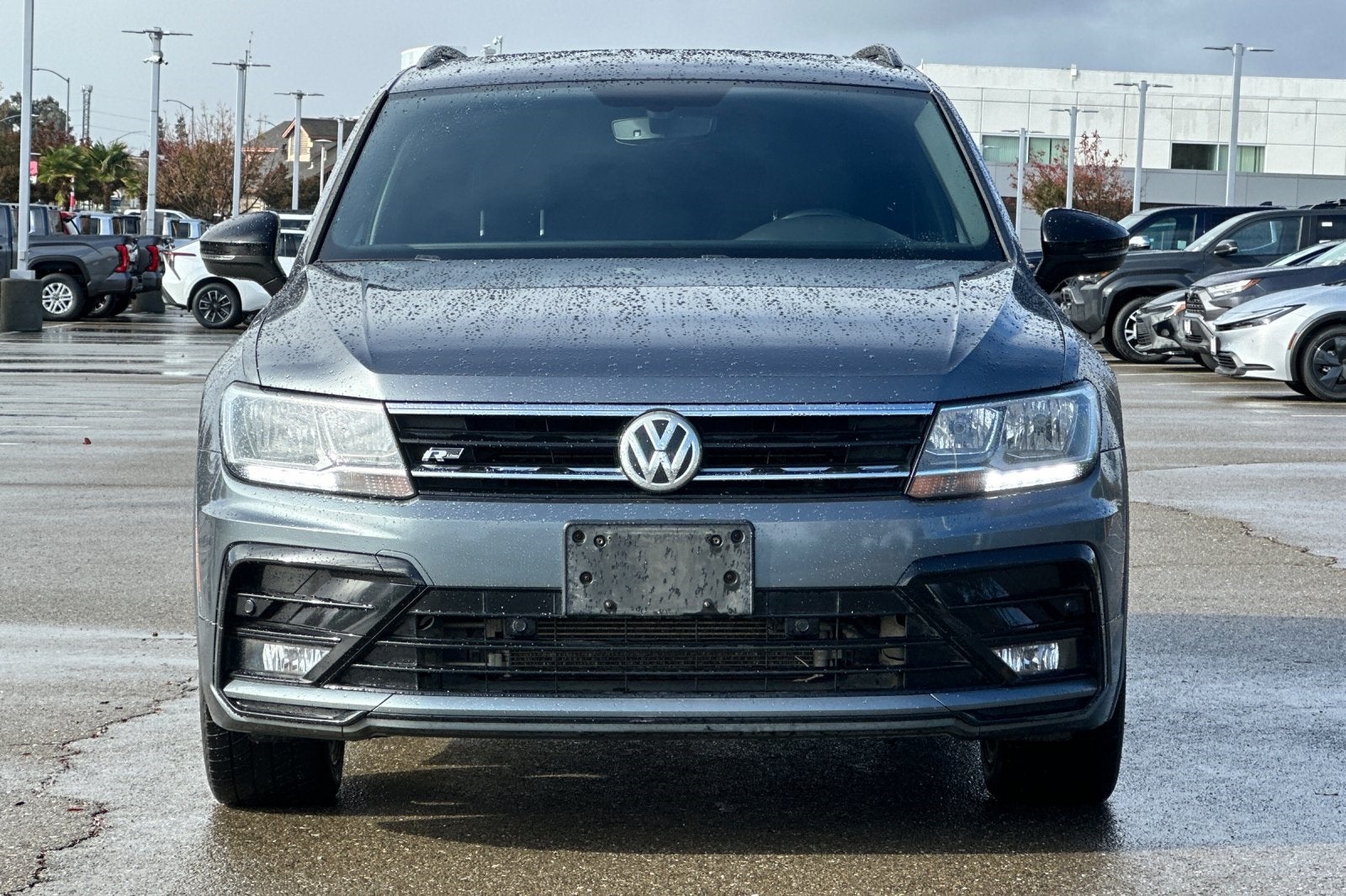 2019 Volkswagen Tiguan 2.0T SEL R-Line