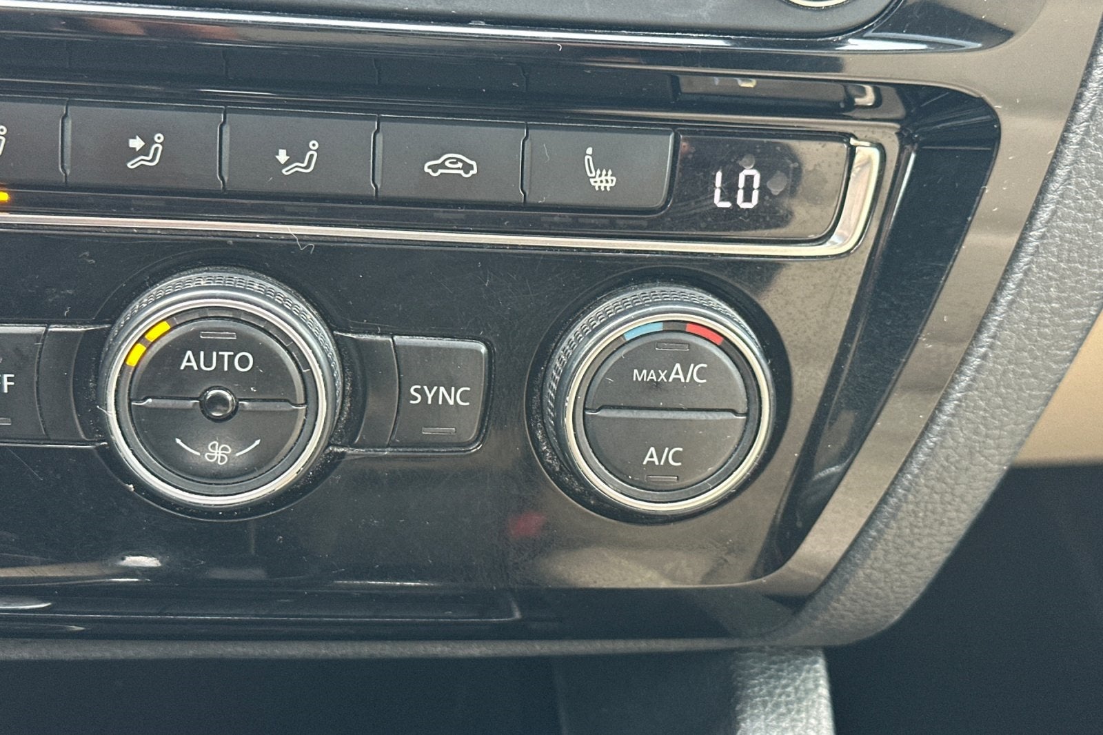 2017 Volkswagen Jetta 1.8T SEL