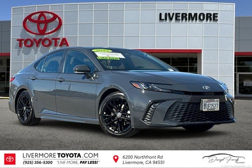 2025 Toyota Camry SE