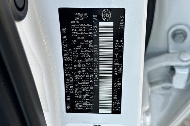 2025 Toyota Camry SE