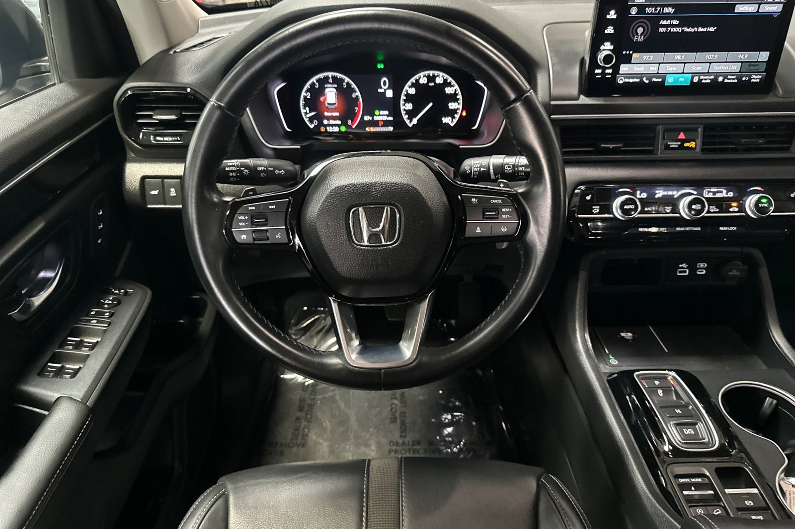 2023 Honda Pilot Touring
