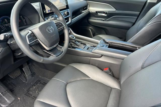 2026 Toyota Grand Highlander Hybrid XLE