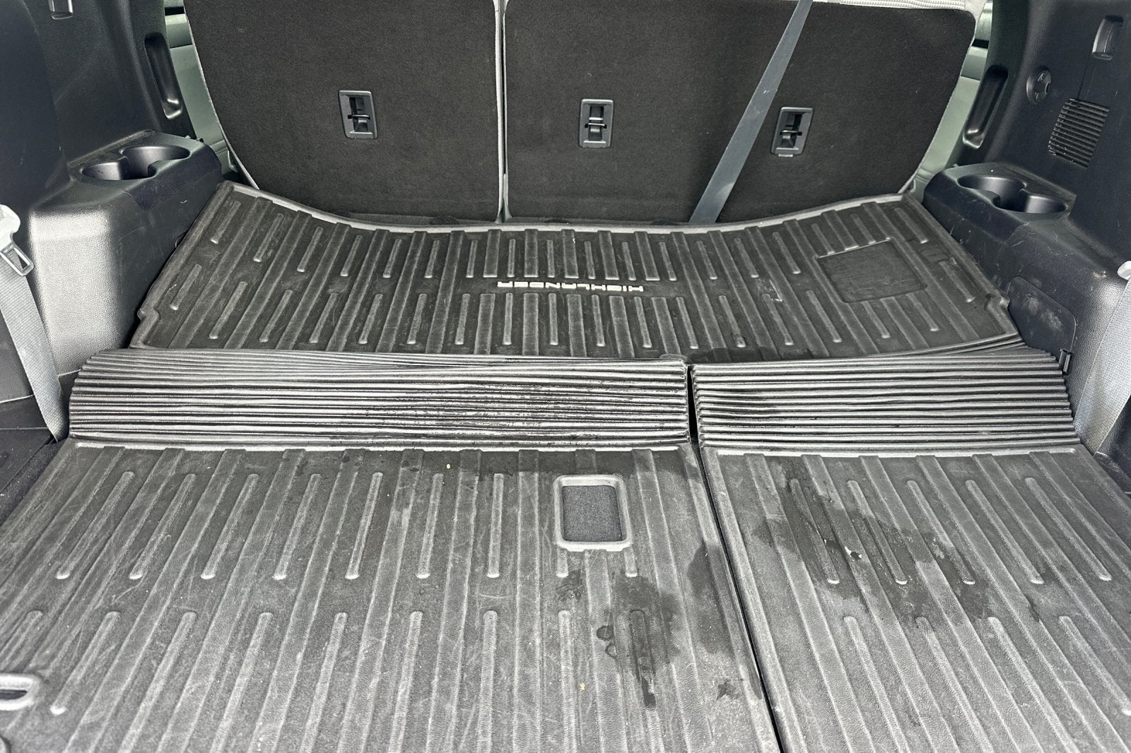 2021 Toyota Highlander Hybrid LE