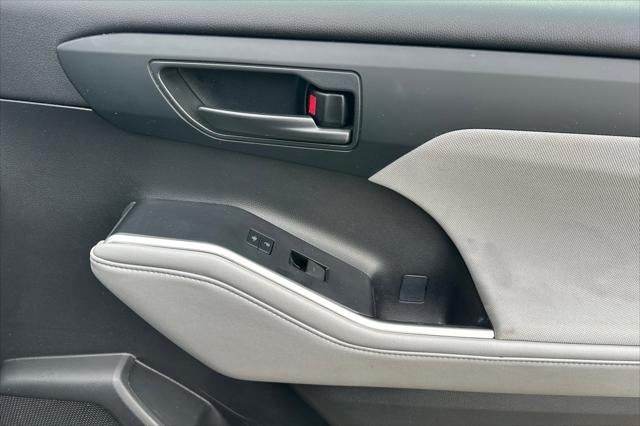 2021 Toyota Highlander Hybrid LE