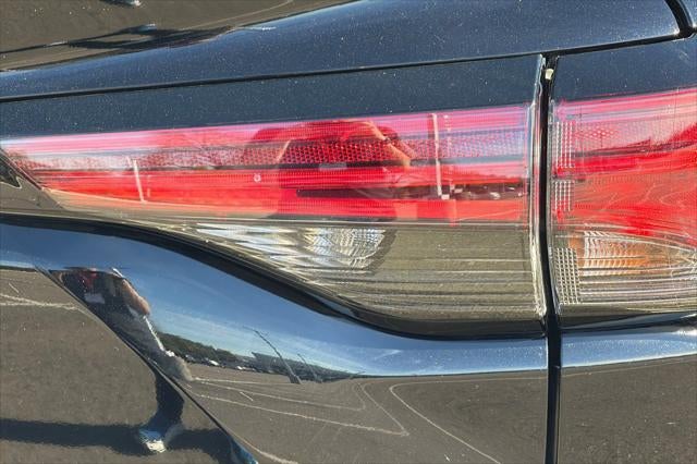 2025 Toyota Sienna XSE 7 Passenger