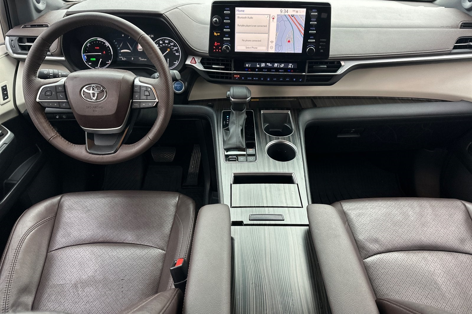 2023 Toyota Sienna Platinum 7 Passenger