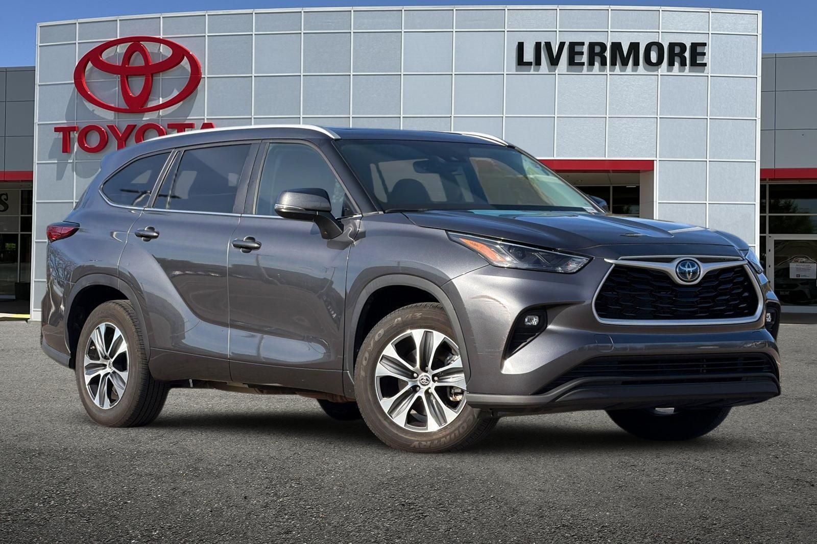2023 Toyota Highlander Hybrid XLE