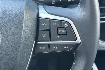 2025 Toyota Highlander LE