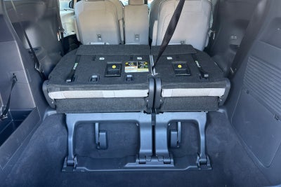 2026 Toyota Sienna LE 8 Passenger