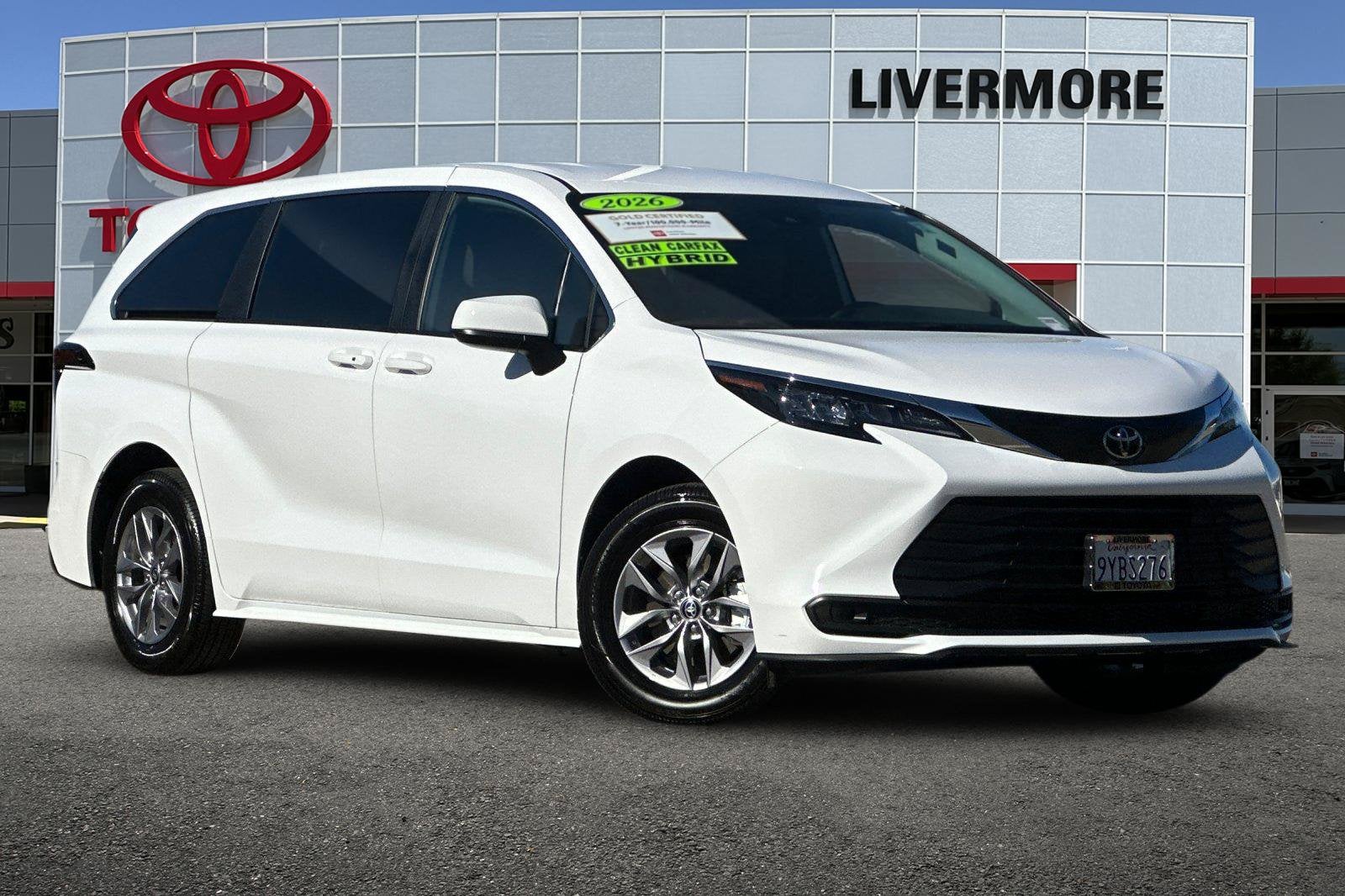 2026 Toyota Sienna LE 8 Passenger