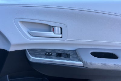 2026 Toyota Sienna LE 8 Passenger