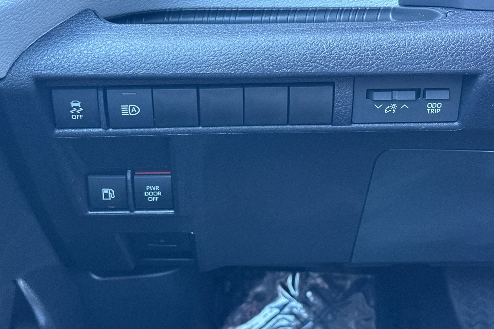 2026 Toyota Sienna LE 8 Passenger