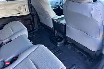 2026 Toyota Sienna LE 8 Passenger
