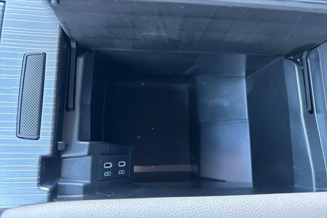 2026 Toyota Sienna LE 8 Passenger