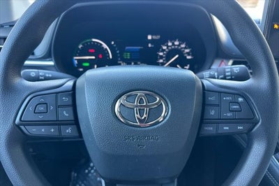 2026 Toyota Sienna LE 8 Passenger