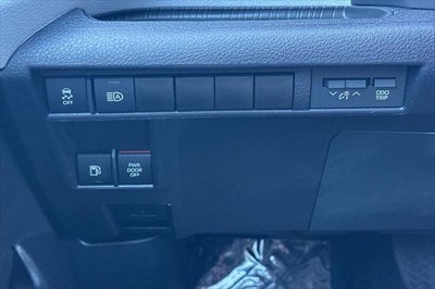 2026 Toyota Sienna LE 8 Passenger